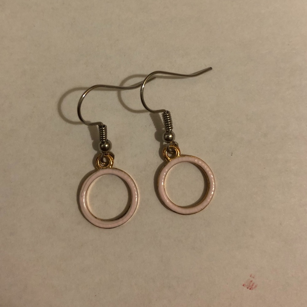 Circle earrings